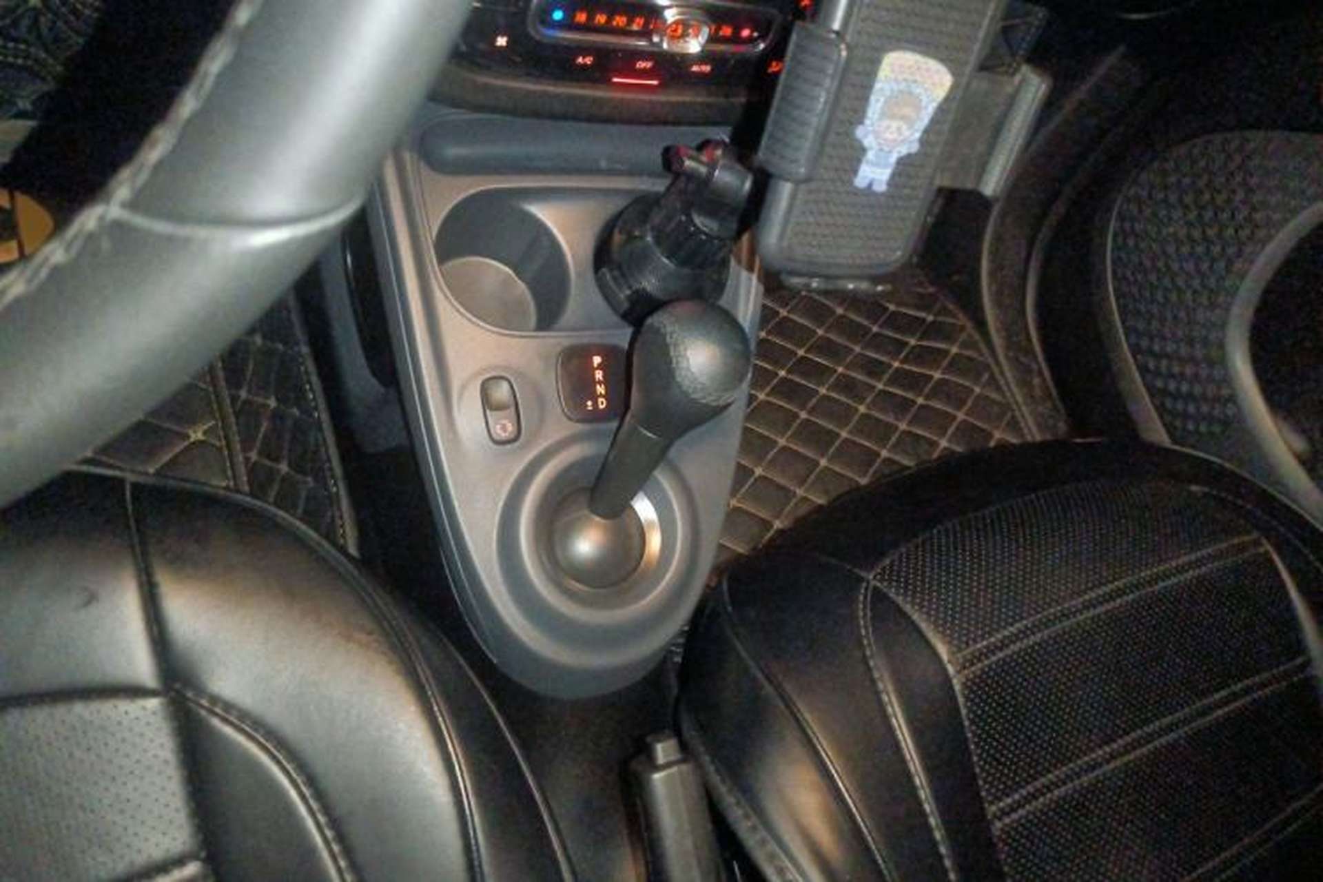 Used smart fortwo 2017 Model 1.0L 52 kW Melody Blue Special Edition China V Standard Gear Lever