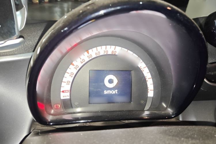 Used smart fortwo 2017 1.0L 52kW Hardtop Affection Special Edition Instrument Cluster
