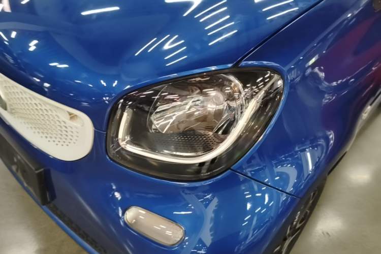 Used smart fortwo 2017 1.0L 52kW New Sound Special Edition China V Emission Standard Left Front Headlight