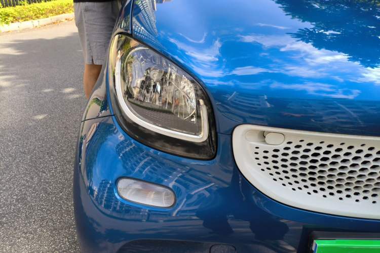 Used smart fortwo 2017 1.0L 52kW Hardtop Affection Special Edition Right Front Headlight