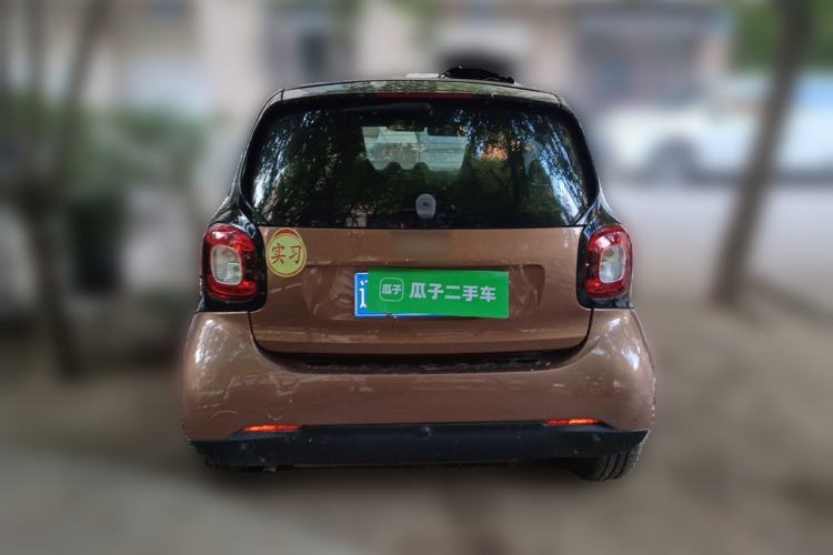 Used smart fortwo 2017 Model 1.0L 52 kW Melody Blue Special Edition China V Standard Rear