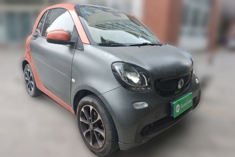 Used smart fortwo 2017 1.0L 52kW Hardtop Affection Special Edition Front Right 45 Deg