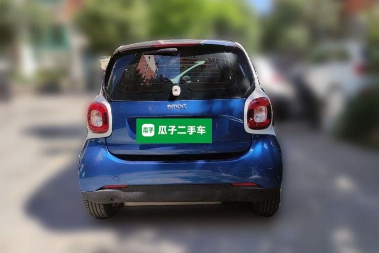 Used smart fortwo 2017 1.0L 52kW New Sound Special Edition China V Emission Standard Rear