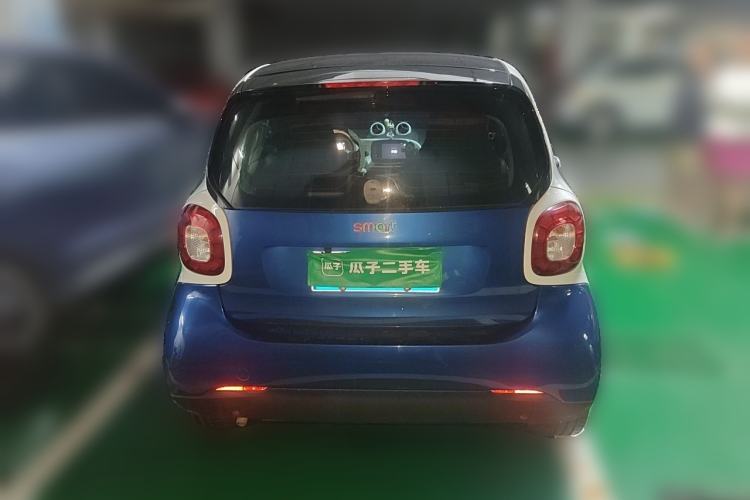 Used smart fortwo 2017 1.0L 52kW New Sound Special Edition China V Emission Standard Rear
