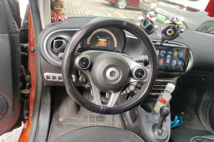 Used smart fortwo  Steering Wheel
