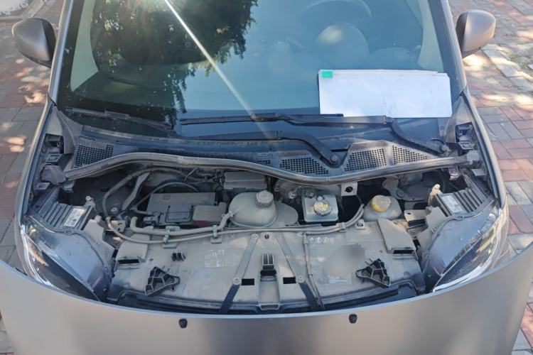 Used smart fortwo 2017 1.0L 52kW Grey Gravity Special Edition China V Emission Standard Engine Bay