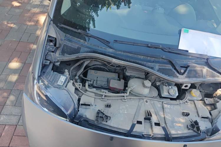 Used smart fortwo 2017 1.0L 52kW Grey Gravity Special Edition China V Emission Standard Engine Bay Right