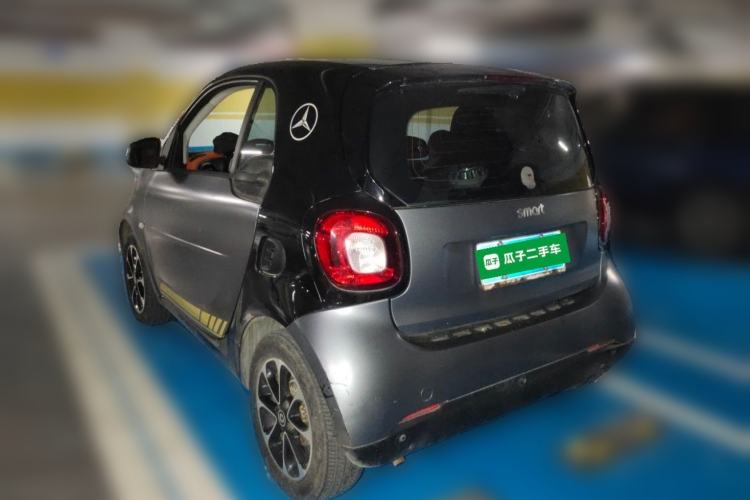 Used smart fortwo 2017 1.0L 52kW New Sound Special Edition China V Emission Standard Rear Left 45 Deg