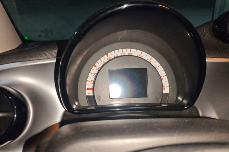 Used smart fortwo 2017 1.0L 52kW Hardtop Affection Special Edition Instrument Cluster