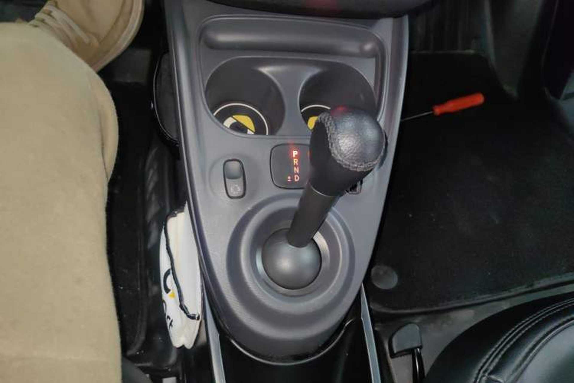 Used smart fortwo 2017 1.0L 52kW Hardtop Affection Special Edition Gear Lever