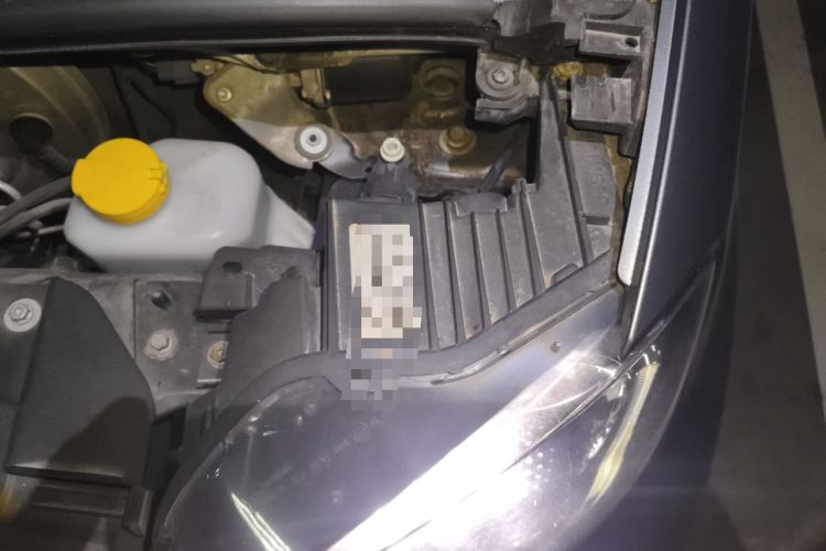 Used smart fortwo 2017 1.0L 52kW Grey Gravity Special Edition China V Emission Standard Engine Bay Left