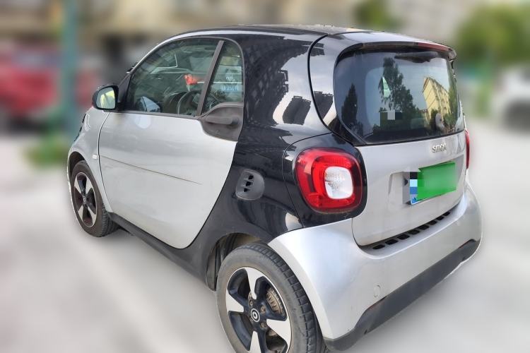 Used smart fortwo 2017 Model 1.0L 52 kW Melody Blue Special Edition China V Standard Rear Left 45 Deg