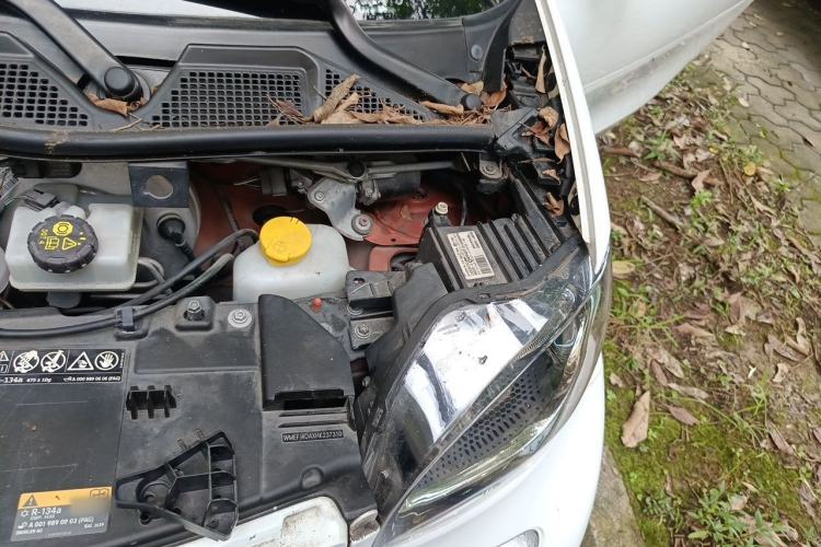 Used smart fortwo 2017 1.0L 52kW Hardtop Affection Special Edition Engine Bay Left