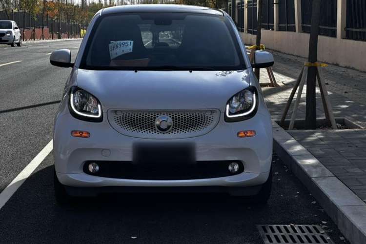 Used smart fortwo 2017 1.0L 52kW New Sound Special Edition China V Emission Standard Exterior 1