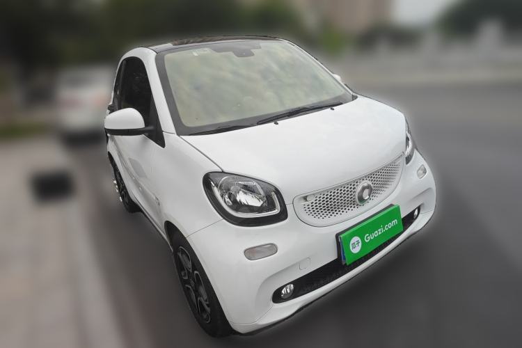 Used smart fortwo 2017 1.0L 52kW New Sound Special Edition China V Emission Standard Exterior 2