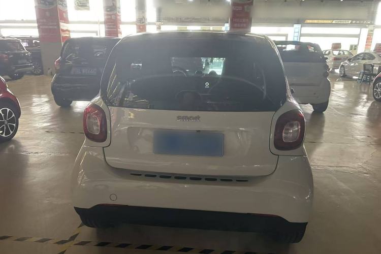 Used smart fortwo 2017 1.0L 52kW New Sound Special Edition China V Emission Standard Exterior 5