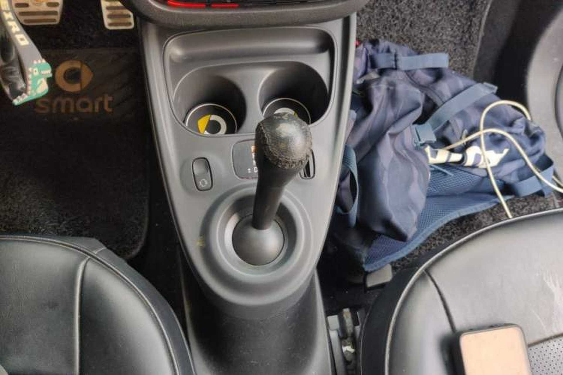 Used smart fortwo 2017 1.0L 52kW Hardtop Affection Special Edition Gear Lever