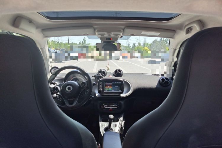 Used smart fortwo 2017 1.0L 52kW New Sound Special Edition China V Emission Standard Headliner