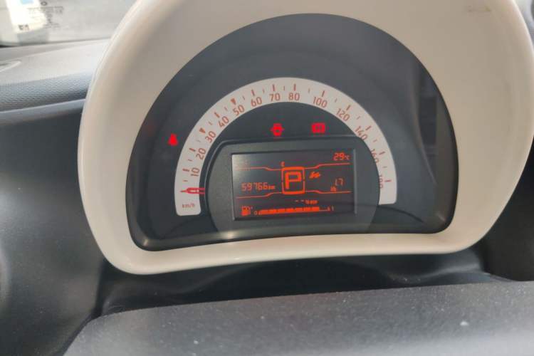 Used smart fortwo 2017 1.0L 52kW Hardtop Affection Special Edition Instrument Cluster