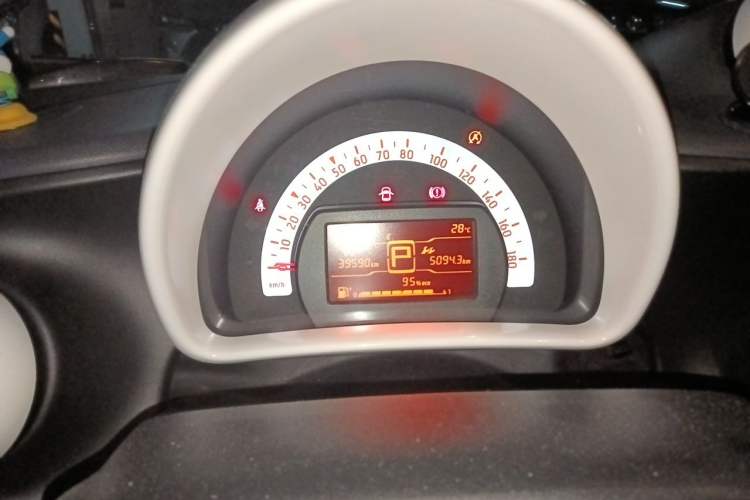 Used smart fortwo 2017 1.0L 52kW Hardtop Affection Special Edition Instrument Cluster