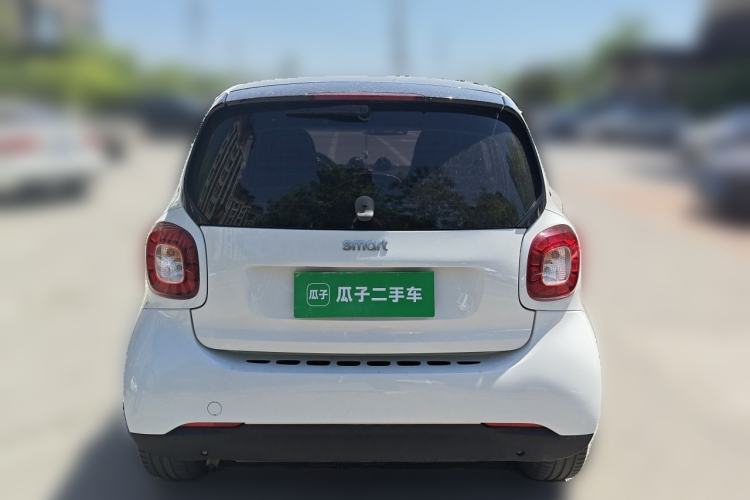 Used smart fortwo 2017 1.0L 52kW New Sound Special Edition China V Emission Standard Rear