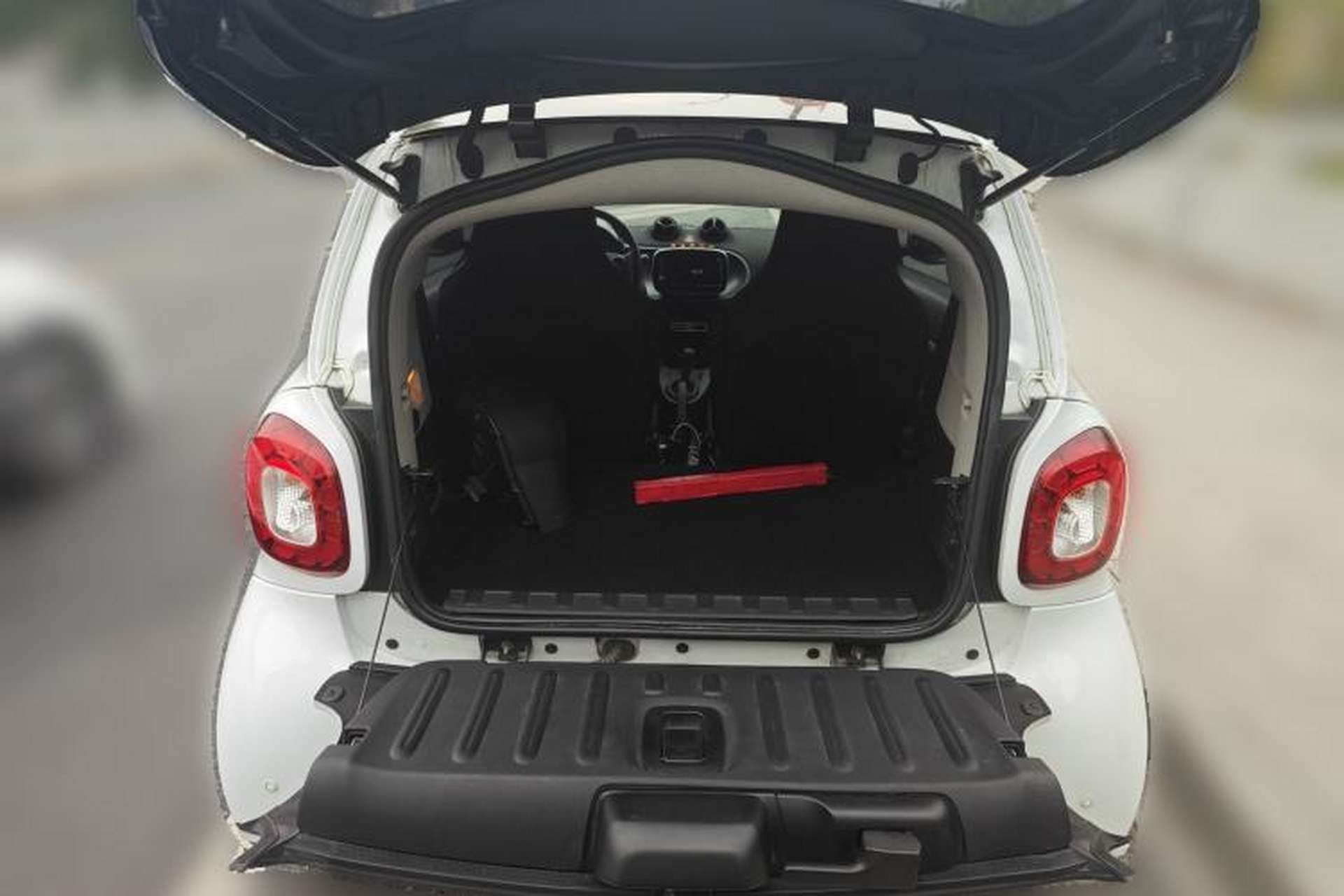 Used smart fortwo 2017 1.0L 52kW New Sound Special Edition China V Emission Standard Trunk