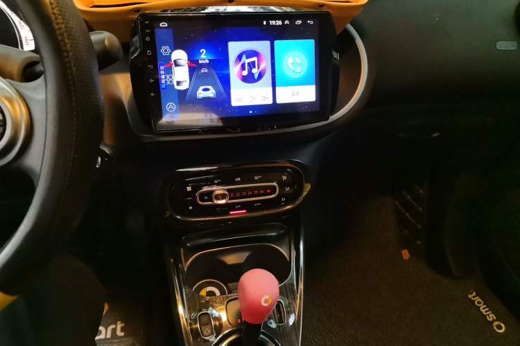 Used smart fortwo 2018 1.0L 52kW Hardtop Passion Edition China V Standard Audio And AC Panel