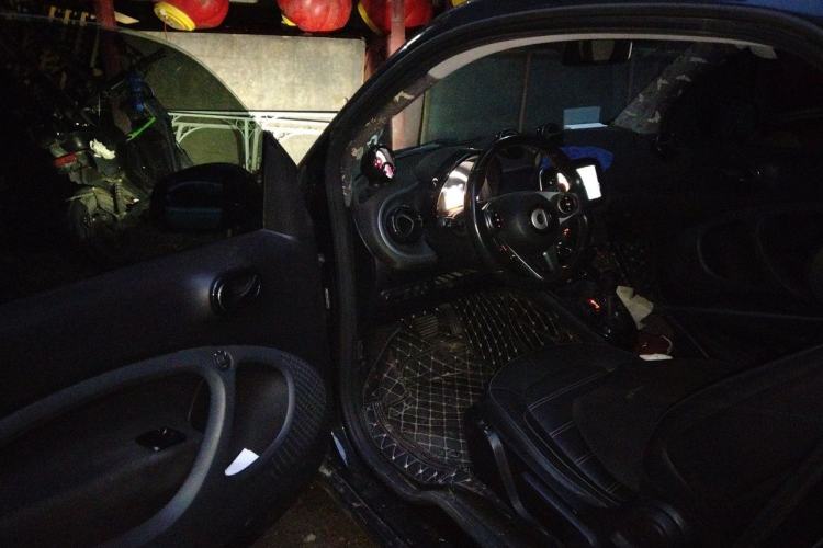Used smart fortwo 2018 0.9T 66kW Hardtop Pioneer Edition China V Emission Standard Driver Seat
