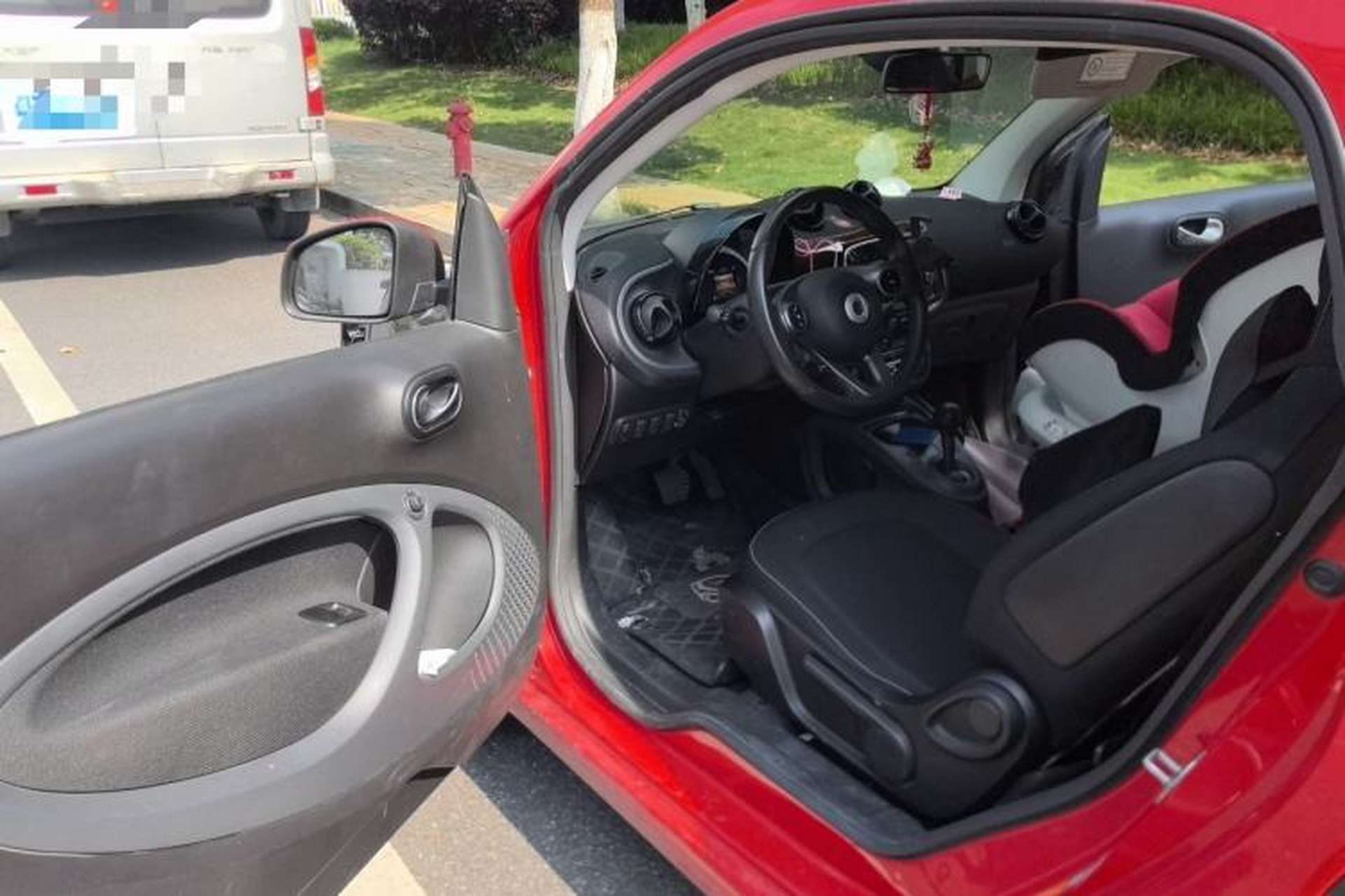 Used smart fortwo 2018 1.0L 52kW Hardtop Passion Edition China V Standard Driver Seat