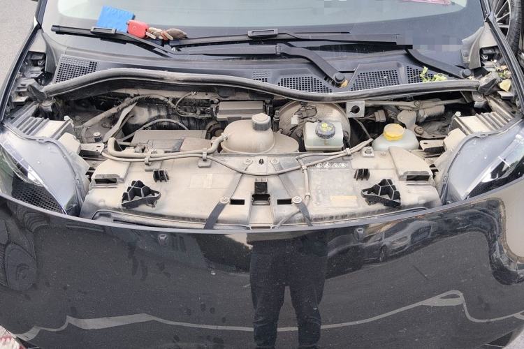 Used smart fortwo 2018 1.0L 52kW Hardtop Passion Edition China V Standard Engine Bay