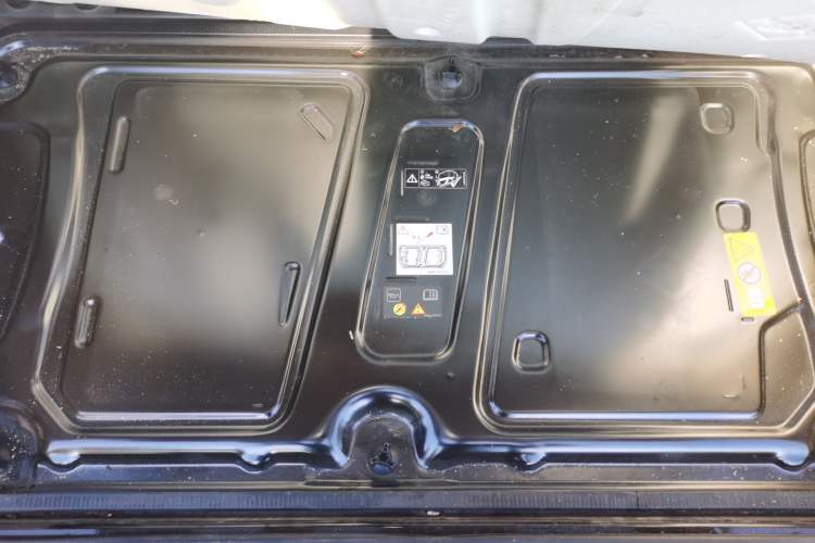 Used smart fortwo 2018 1.0L 52kW Hardtop Dynamic Version China V Engine Bay