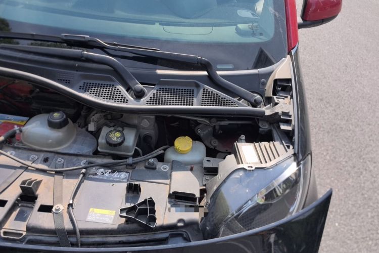 Used smart fortwo 2018 1.0L 52kW Hardtop Passion Edition China V Standard Engine Bay Left