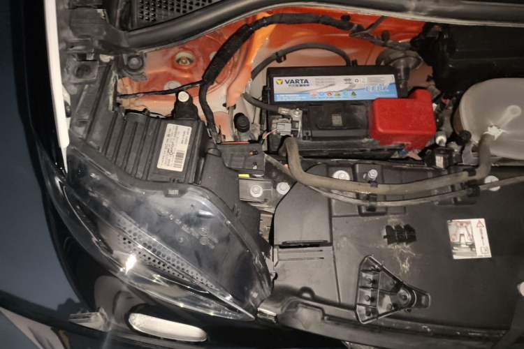 Used smart fortwo 2018 1.0L 52kW Hardtop Dynamic Version China V Engine Bay Right