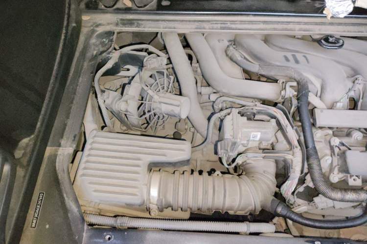 Used smart fortwo 2018 1.0L 52kW Hardtop Dynamic Version China V Engine Bay Right