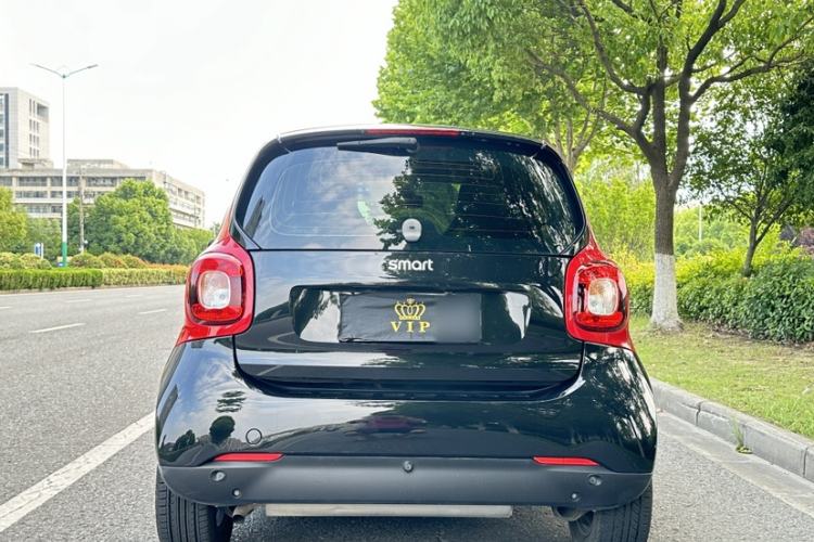 Used smart fortwo 2018 0.9T 66kW Hardtop Pioneer Edition China V Emission Standard Exterior 10