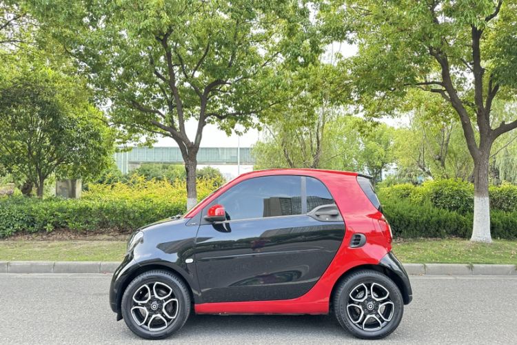 Used smart fortwo 2018 0.9T 66kW Hardtop Pioneer Edition China V Emission Standard Exterior 4