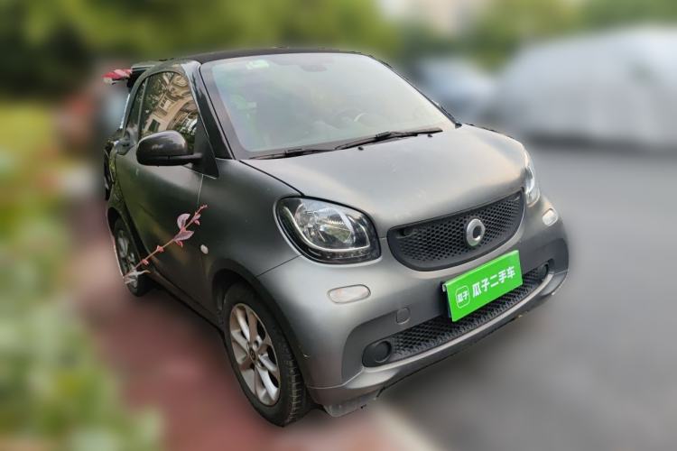 Used smart fortwo 2018 1.0L 52kW Hardtop Dynamic Version China V Front Right 45 Deg