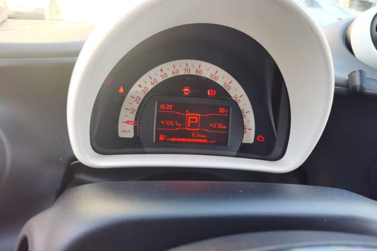 Used smart fortwo 2018 1.0L 52kW Hardtop Dynamic Version China V Instrument Cluster