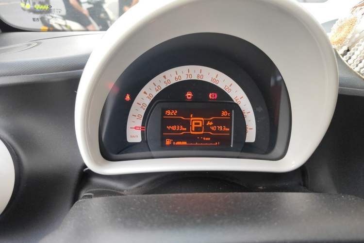 Used smart fortwo 2018 1.0L 52kW Hardtop Dynamic Version China V Instrument Cluster