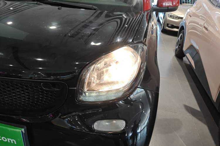 Used smart fortwo 2018 0.9T 66kW Hardtop Pioneer Edition China V Emission Standard Left Front Headlight
