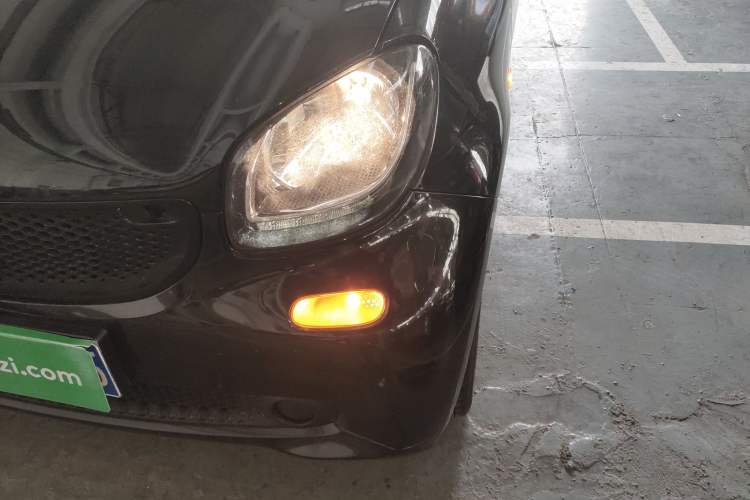 Used smart fortwo 2018 0.9T 66kW Hardtop Pioneer Edition China V Emission Standard Left Front Headlight