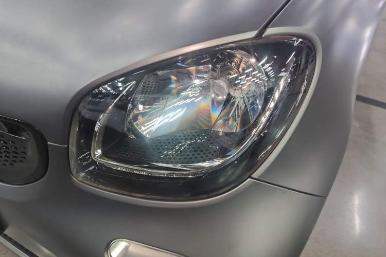 Used smart fortwo 2018 1.0L 52kW Hardtop Passion Edition China V Standard Left Front Headlight