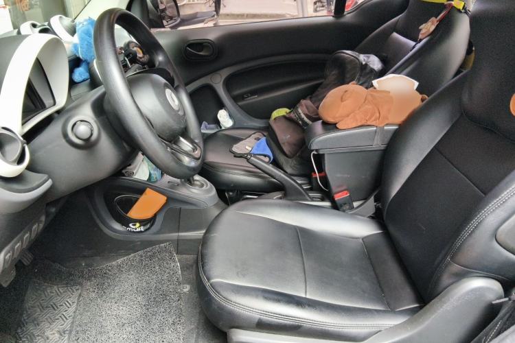 Used smart fortwo 2018 1.0L 52kW Hardtop Dynamic Version China V Left Front Seat