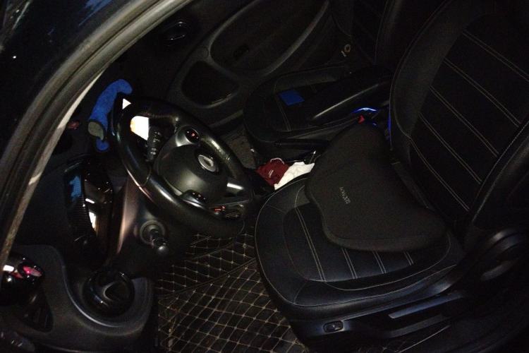 Used smart fortwo 2018 0.9T 66kW Hardtop Pioneer Edition China V Emission Standard Left Front Seat