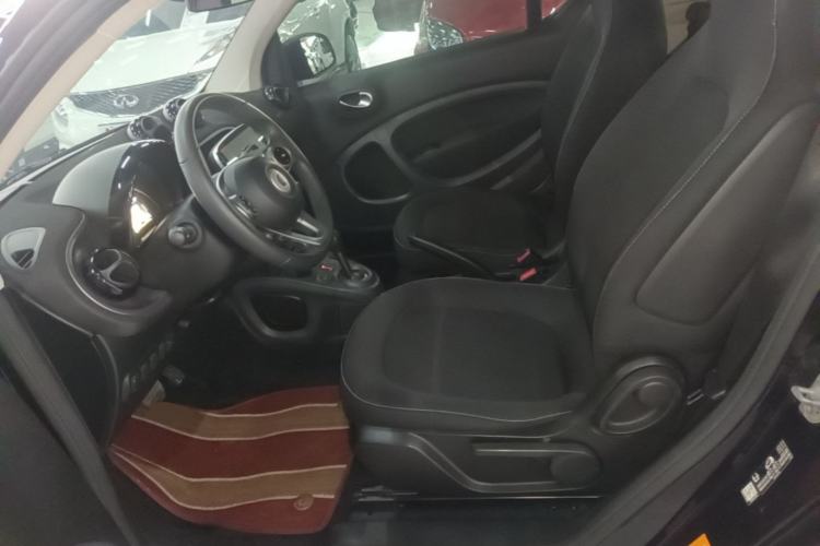 Used smart fortwo 2018 1.0L 52kW Hardtop Passion Edition China V Standard Left Front Seat