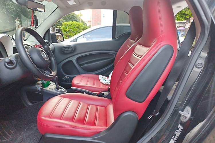 Used smart fortwo 2018 1.0L 52kW Hardtop Dynamic Version China V Left Rear Seat