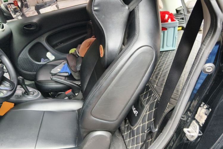 Used smart fortwo 2018 1.0L 52kW Hardtop Dynamic Version China V Left Rear Seat