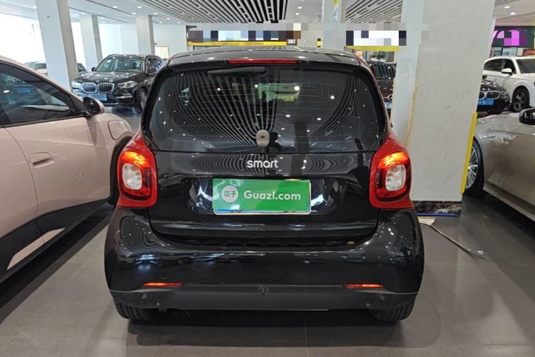 Used smart fortwo 2018 0.9T 66kW Hardtop Pioneer Edition China V Emission Standard Rear