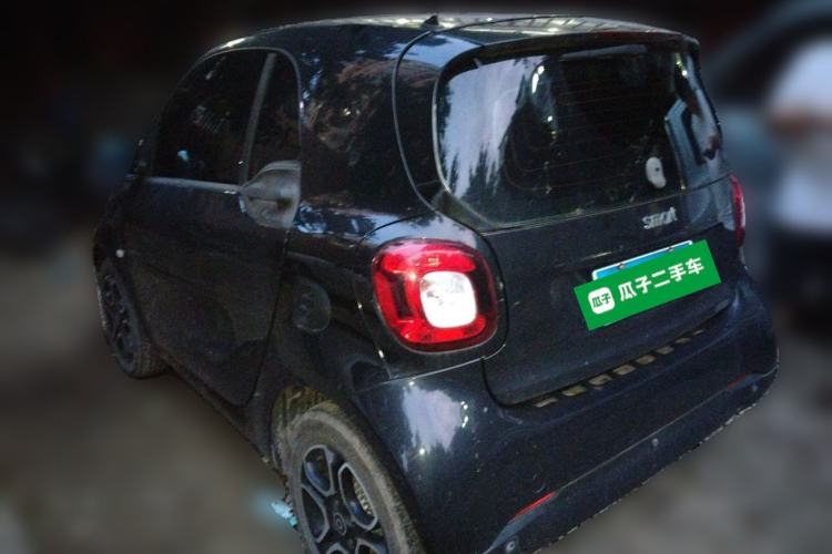 Used smart fortwo 2018 0.9T 66kW Hardtop Pioneer Edition China V Emission Standard Rear Left 45 Deg