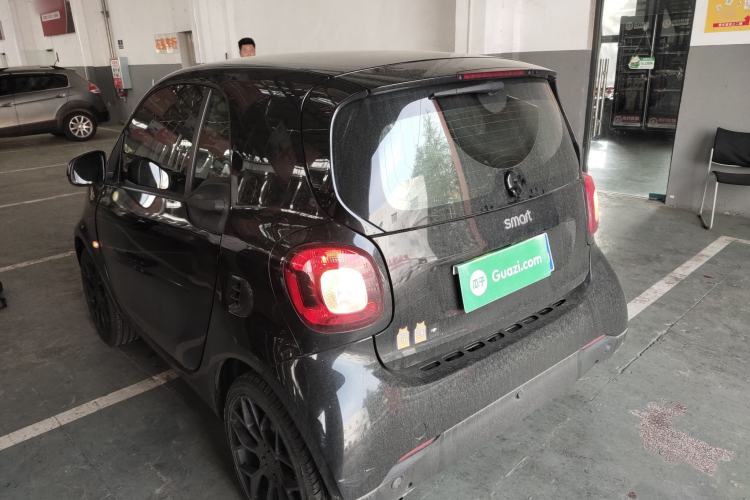 Used smart fortwo 2018 0.9T 66kW Hardtop Pioneer Edition China V Emission Standard Rear Left 45 Deg